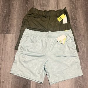 NWT men training (2)shorts